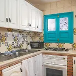 Casa Adelfas